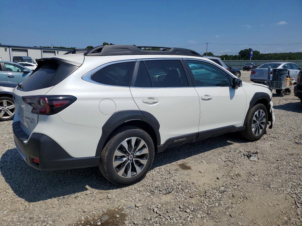 Photo 3 from auction – 2024 SUBARU OUTBACK with VIN 4S4BTGND3R3176004