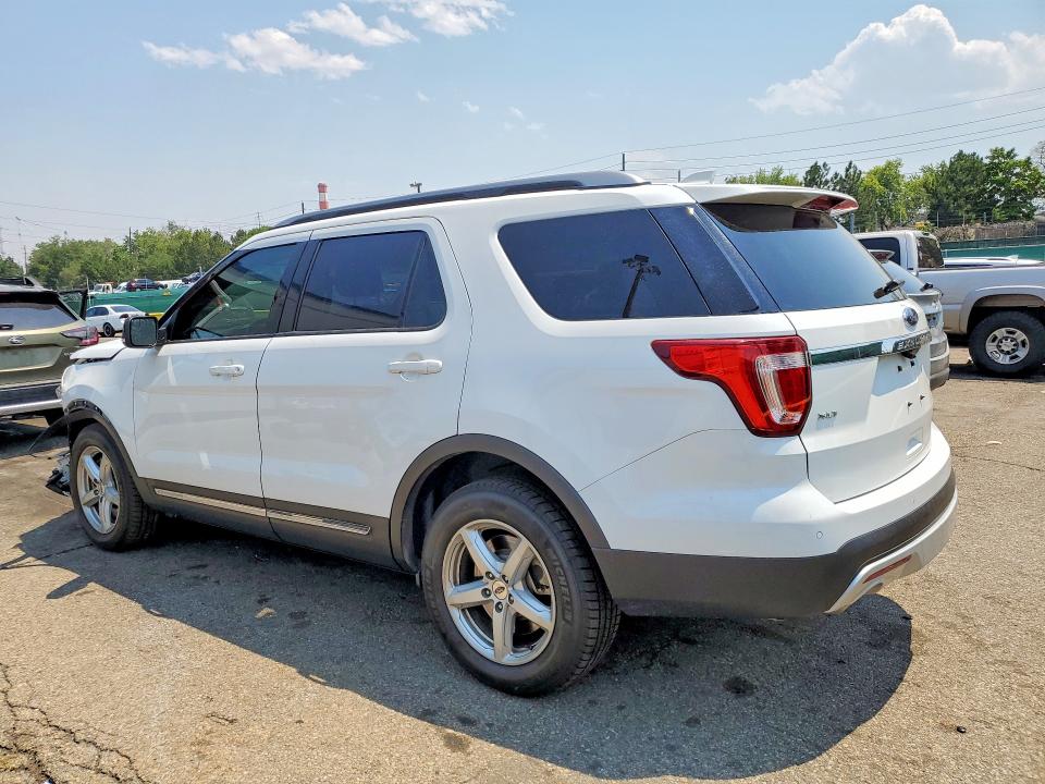 Photo 2 from auction – 2016 FORD EXPLORER with VIN 1FM5K8D83GGD27682