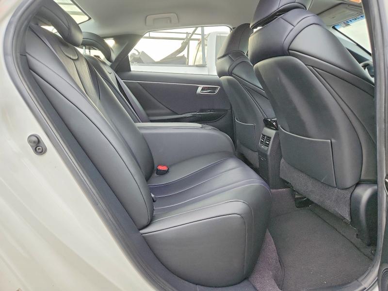 Photo 10 from auction – 2016 TOYOTA MIRAI with VIN JTDBVRBD2GA000634