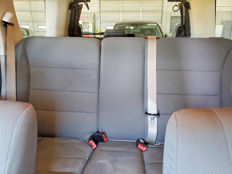 Photo 10 from auction – 2010 FORD ESCAPE with VIN 1FMCU0D73AKA33245
