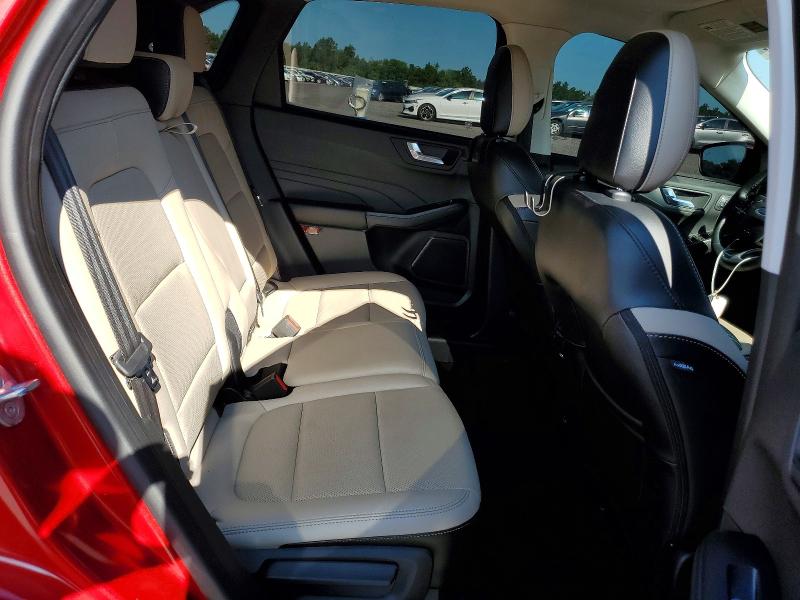 Photo 11 from auction – 2022 FORD ESCAPE with VIN 1FMCU9J95NUC00127