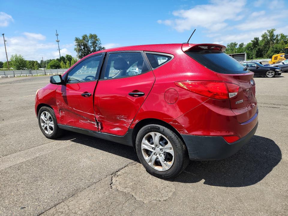 Photo 2 from auction – 2010 HYUNDAI TUCSON with VIN KM8JT3ACXAU092276
