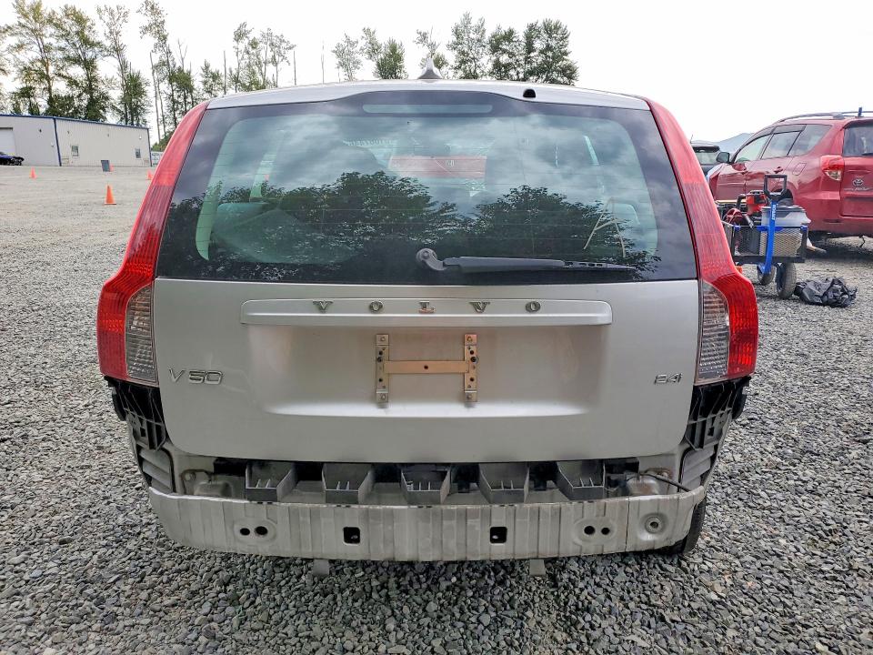 Photo 6 from auction – 2010 VOLVO V50 with VIN YV1390MW4A2573680