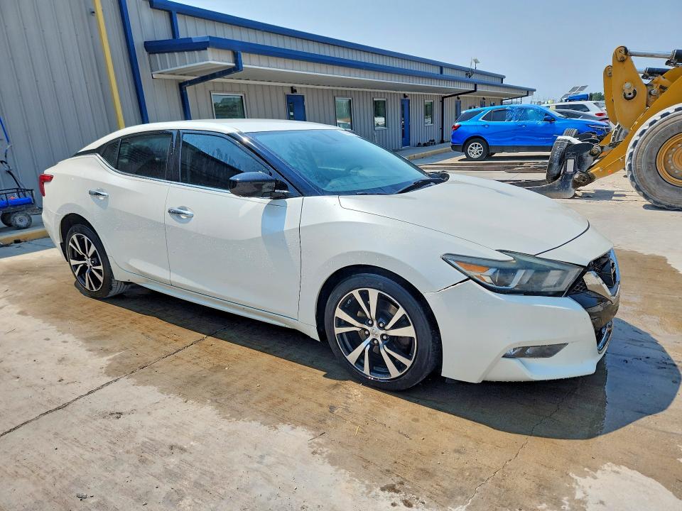 Photo 4 from auction – 2016 NISSAN MAXIMA with VIN 1N4AA6AP9GC380485