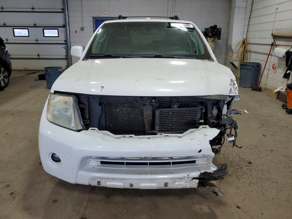Photo 5 from auction – 2009 NISSAN PATHFINDER with VIN 5N1AR18B39C614120