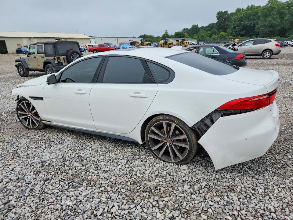 Photo 2 from auction – 2016 JAGUAR XF with VIN SAJBG4BVXGCY08189