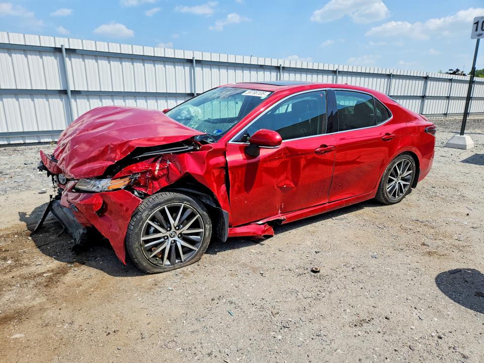 TOYOTA CAMRY 2024 with VIN 4T1F31AKXRU078410 - Photo from auction