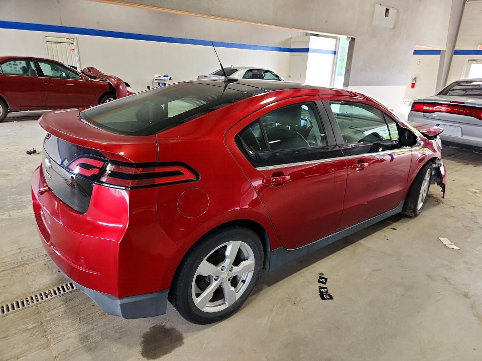 Photo 3 from auction – 2011 CHEVROLET VOLT with VIN 1G1RD6E4XCU107833