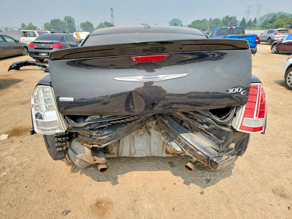 Photo 6 from auction – 2014 CHRYSLER 300C with VIN 2C3CCAJT8EH201428