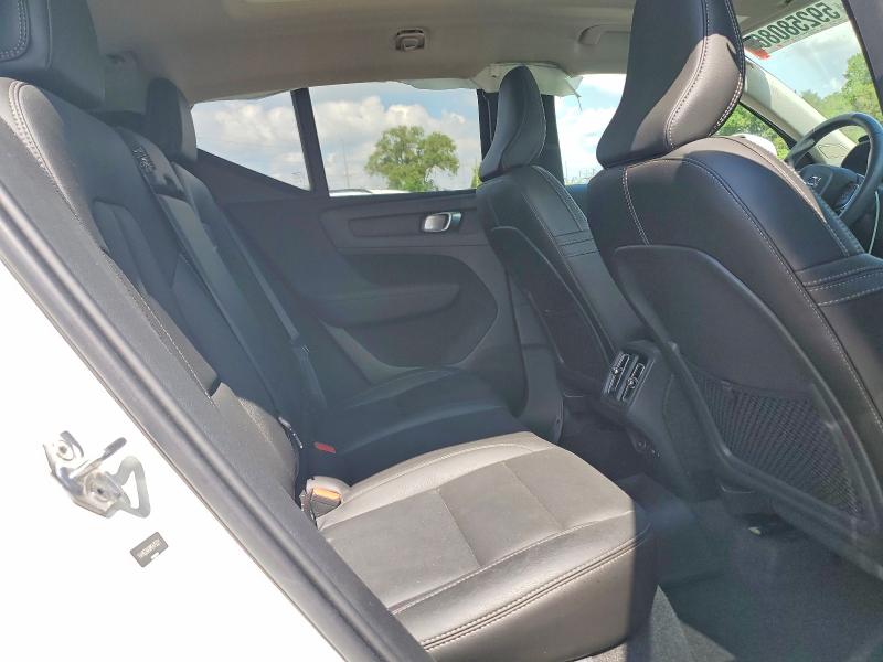 Photo 11 from auction – 2021 VOLVO XC40 with VIN YV4162UK6M2476321