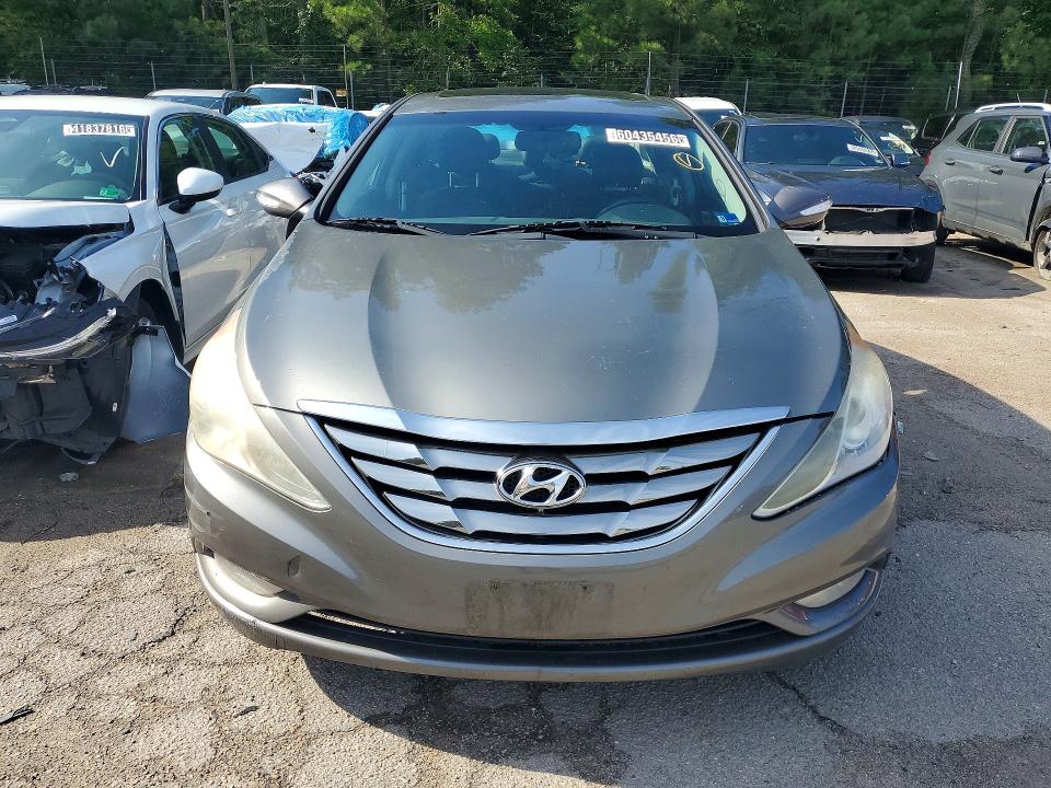 Photo 5 from auction – 2011 HYUNDAI SONATA with VIN 5NPEC4AC4BH078171