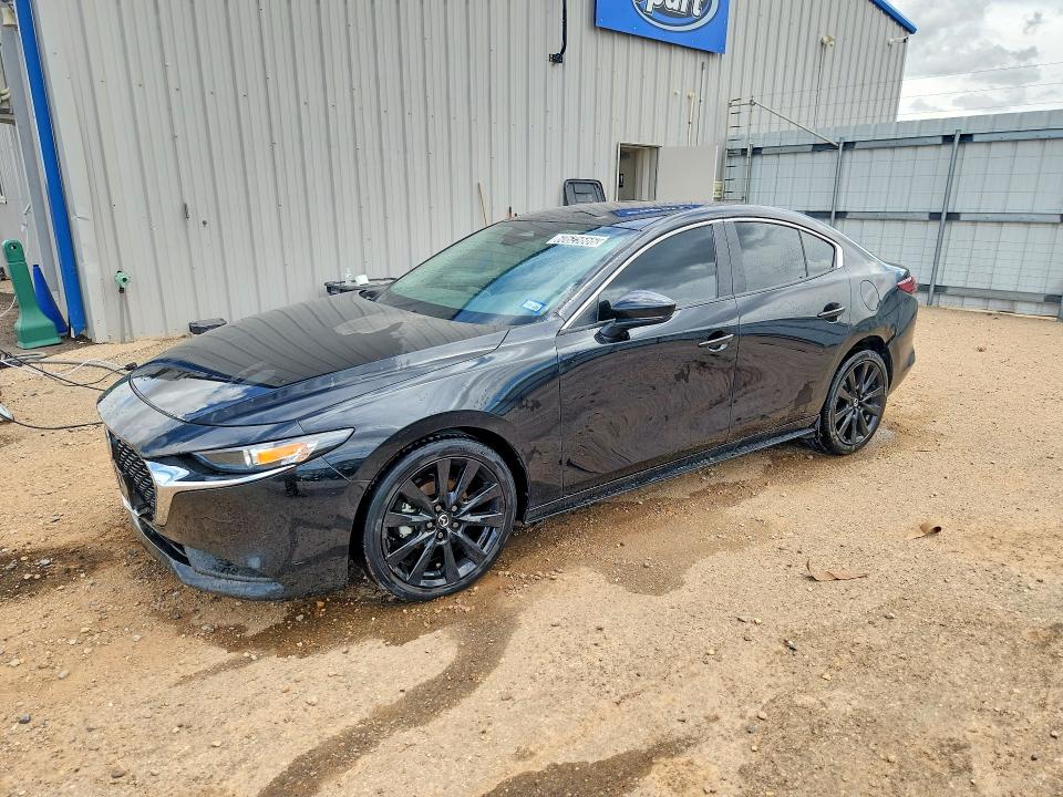 MAZDA 3 2025 مع رقم تعريف المركبة 3MZBPABM8SM450924 - صورة من المزاد