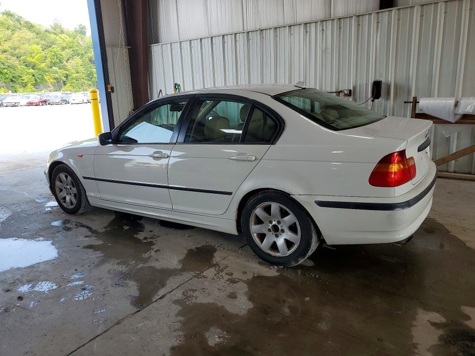 Photo 2 from auction – 2005 BMW 325 with VIN WBAET37465NJ90059
