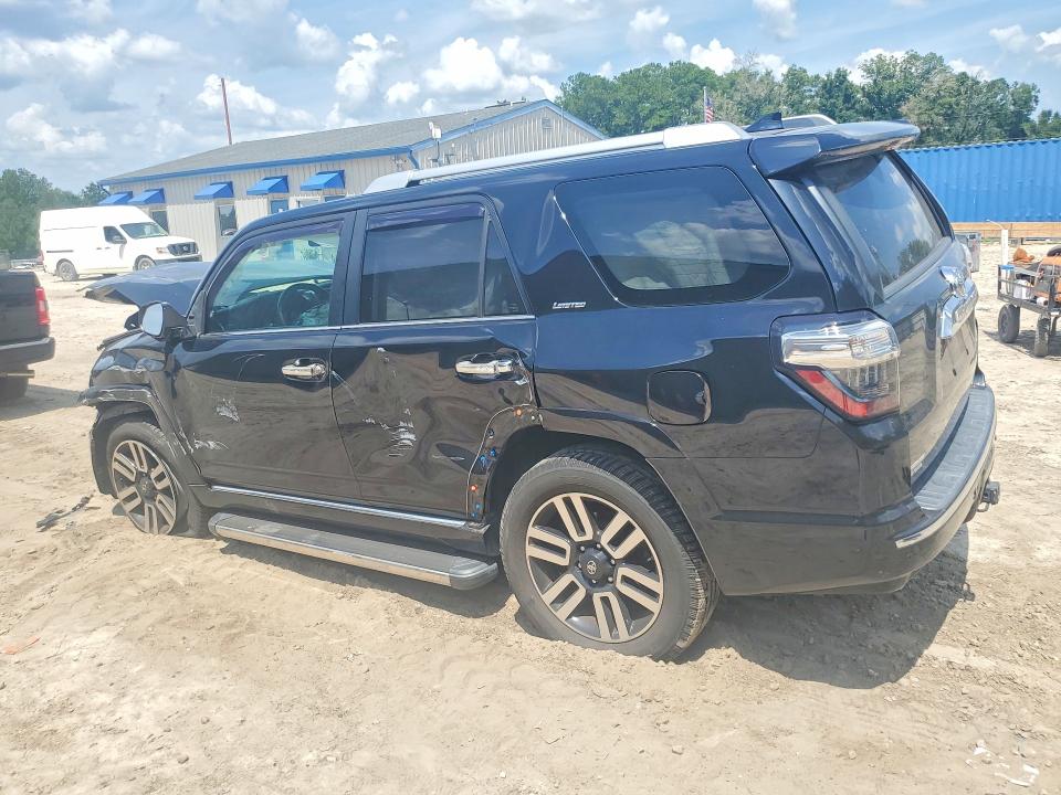 Photo 2 from auction – 2018 TOYOTA 4RUNNER with VIN JTEZU5JR8J5179863