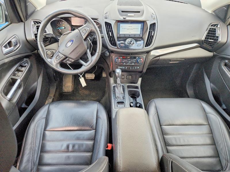 Photo 8 from auction – 2017 FORD ESCAPE with VIN 1FMCU9J90HUD00138