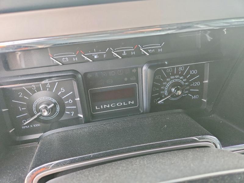 Photo 9 from auction – 2008 LINCOLN NAVIGATOR with VIN 5LMFU28578LJ15627