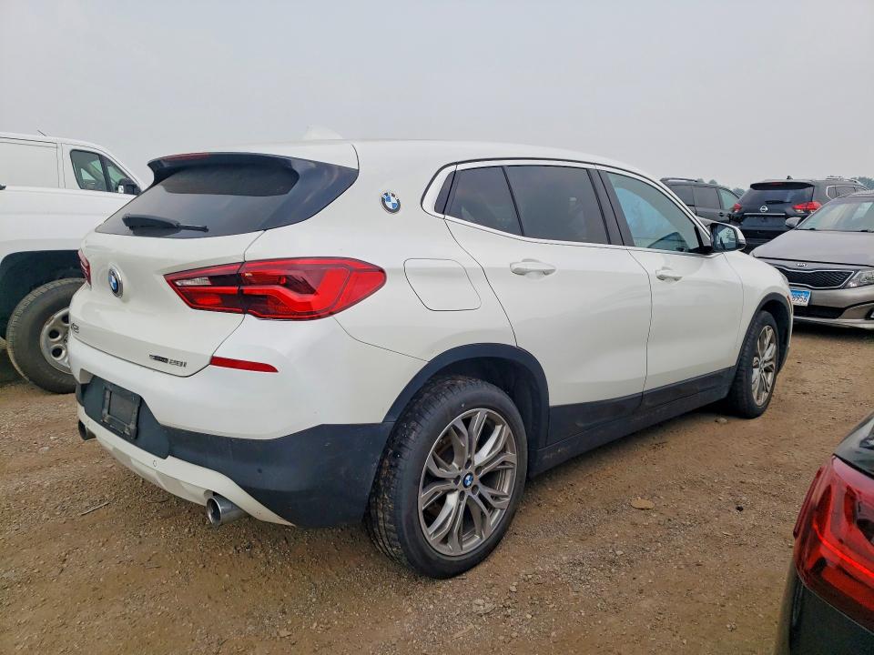 Photo 3 from auction – 2020 BMW X2 with VIN WBXYH9C02L5P16677