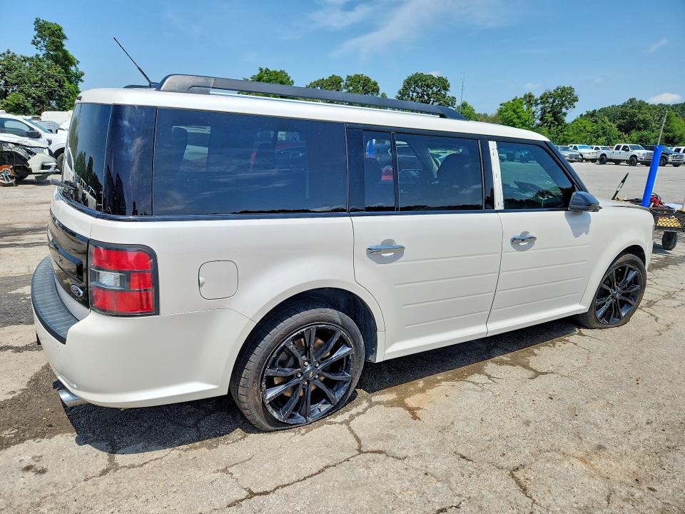 Photo 3 from auction – 2019 FORD FLEX with VIN 2FMGK5C85KBA34424