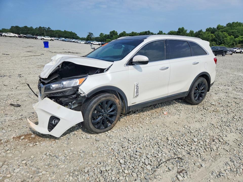 KIA SORENTO 2020 with VIN 5XYPHDA58LG705359 - Photo from auction