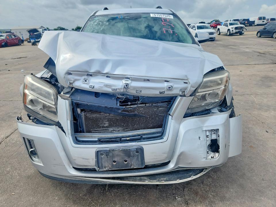 Photo 5 from auction – 2015 GMC TERRAIN with VIN 2GKFLUE30F6147340