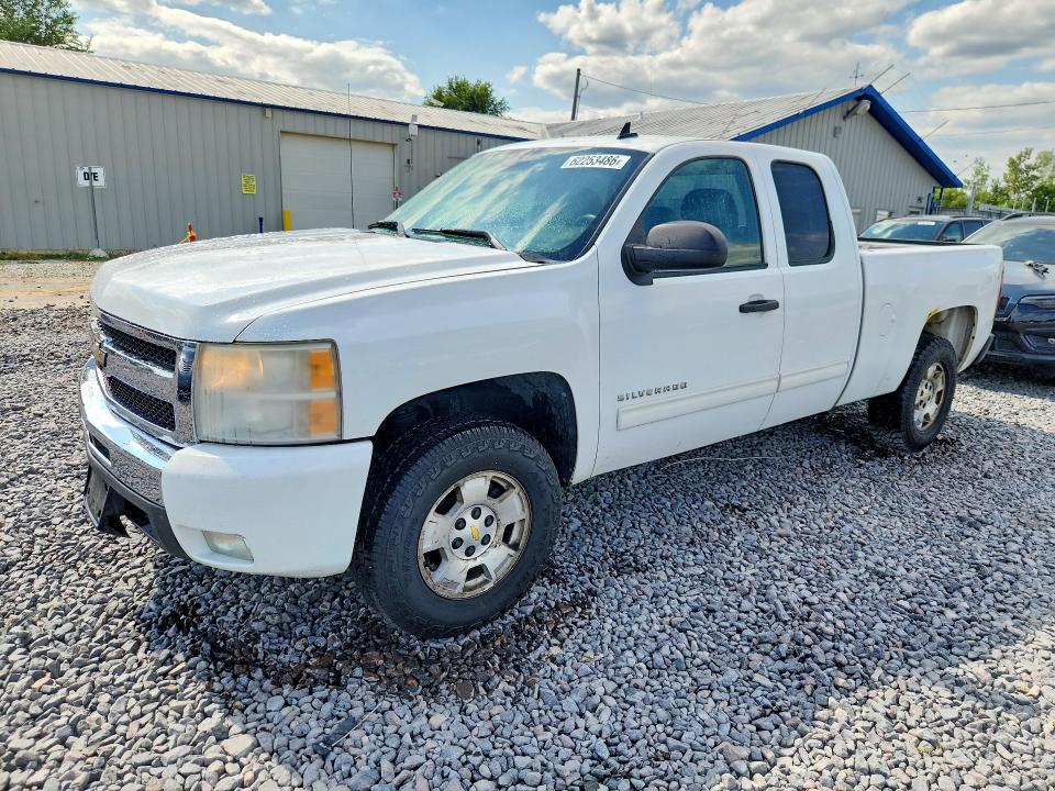 2011 CHEVROLET SILVERADO - Търг №62253486