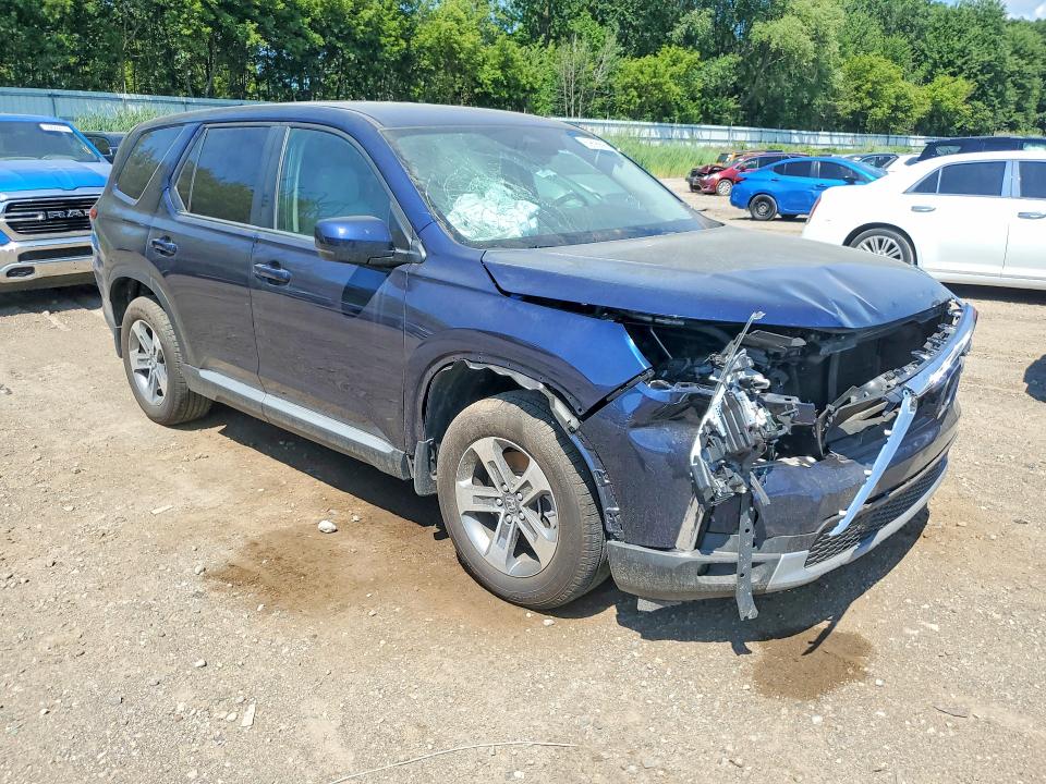 Photo 4 from auction – 2024 HONDA PILOT with VIN 5FNYG1H59RB040922