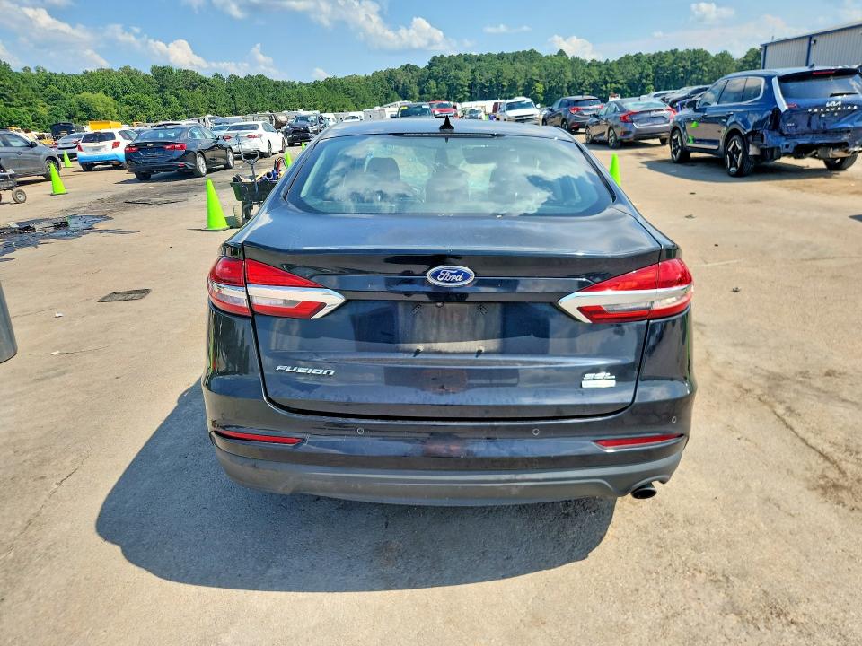 Photo 6 from auction – 2020 FORD FUSION with VIN 3FA6P0CD6LR116169