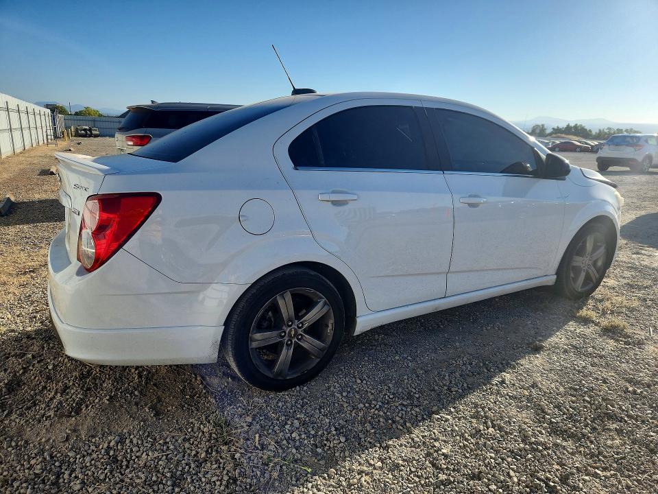 Photo 3 from auction – 2015 CHEVROLET SONIC with VIN 1G1JG5SB0F4164869