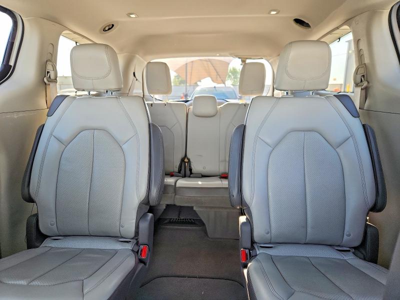 Photo 10 from auction – 2019 CHRYSLER PACIFICA with VIN 2C4RC1BG1KR554476