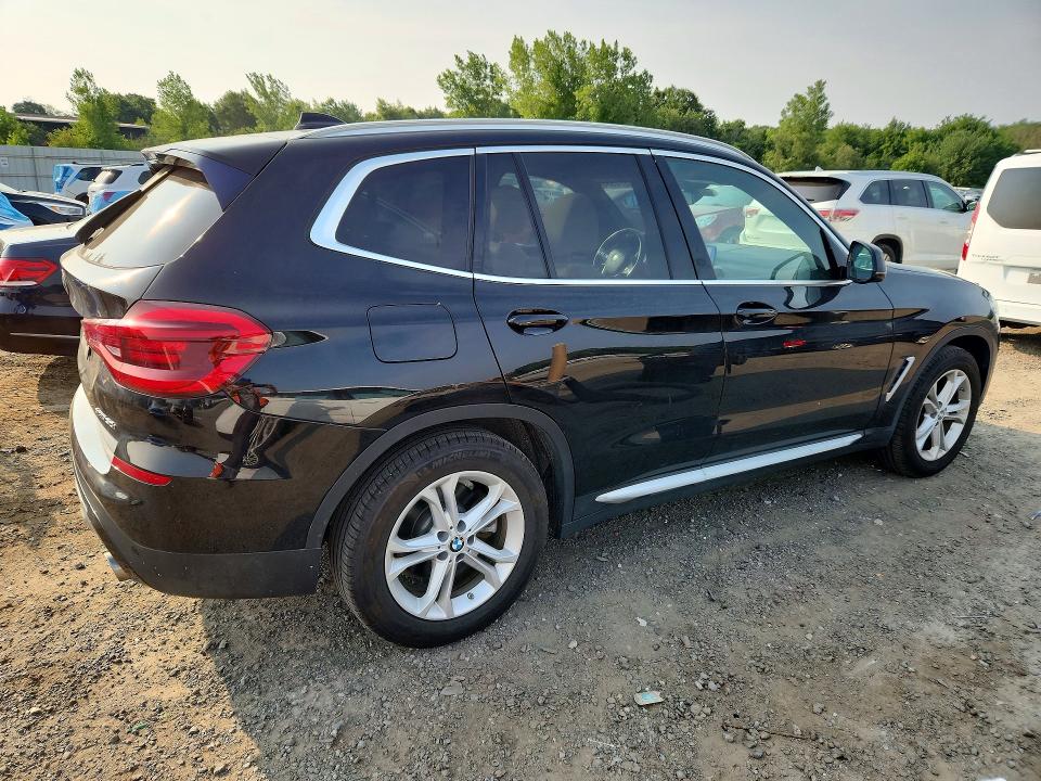 Foto 3 de la subasta – 2020 BMW X3 con VIN 5UXTY5C09L9B07659