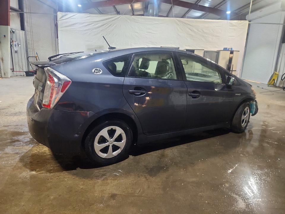 Photo 3 from auction – 2014 TOYOTA PRIUS with VIN JTDKN3DU0E1777207