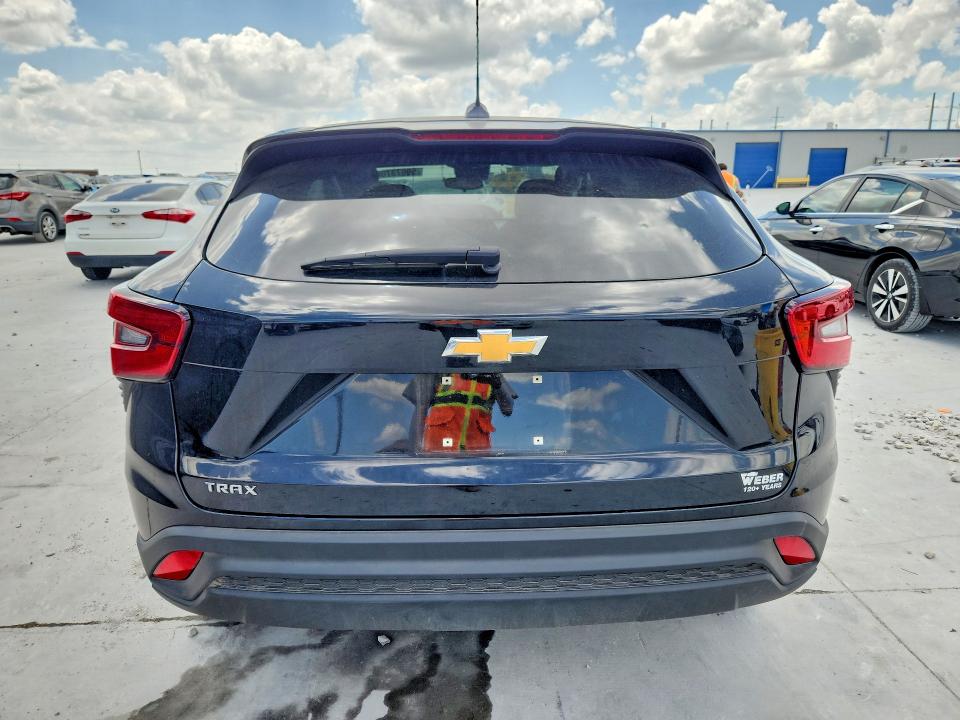 Foto 6 de la subasta – 2025 CHEVROLET TRAX con VIN KL77LFEP2SC304413