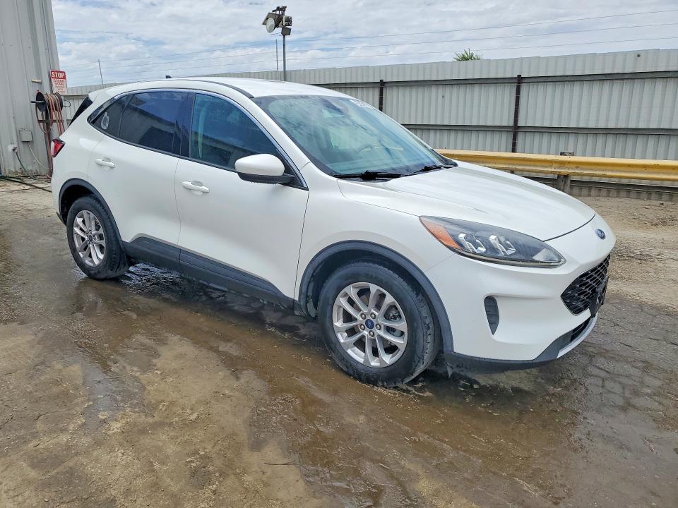 Photo 4 from auction – 2020 FORD ESCAPE with VIN 1FMCU0G6XLUA78712
