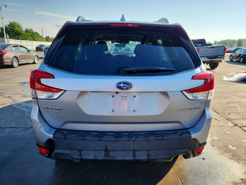 Photo 6 from auction – 2021 SUBARU FORESTER with VIN JF2SKAJC2MH592415