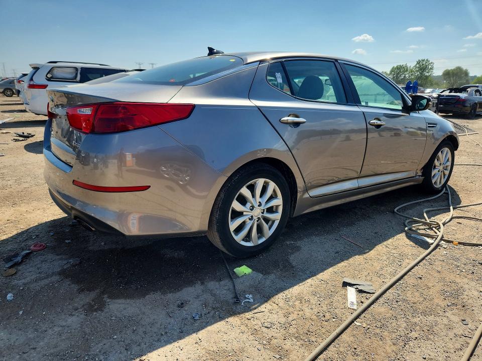 Photo 3 from auction – 2015 KIA OPTIMA with VIN 5XXGN4A76FG399216