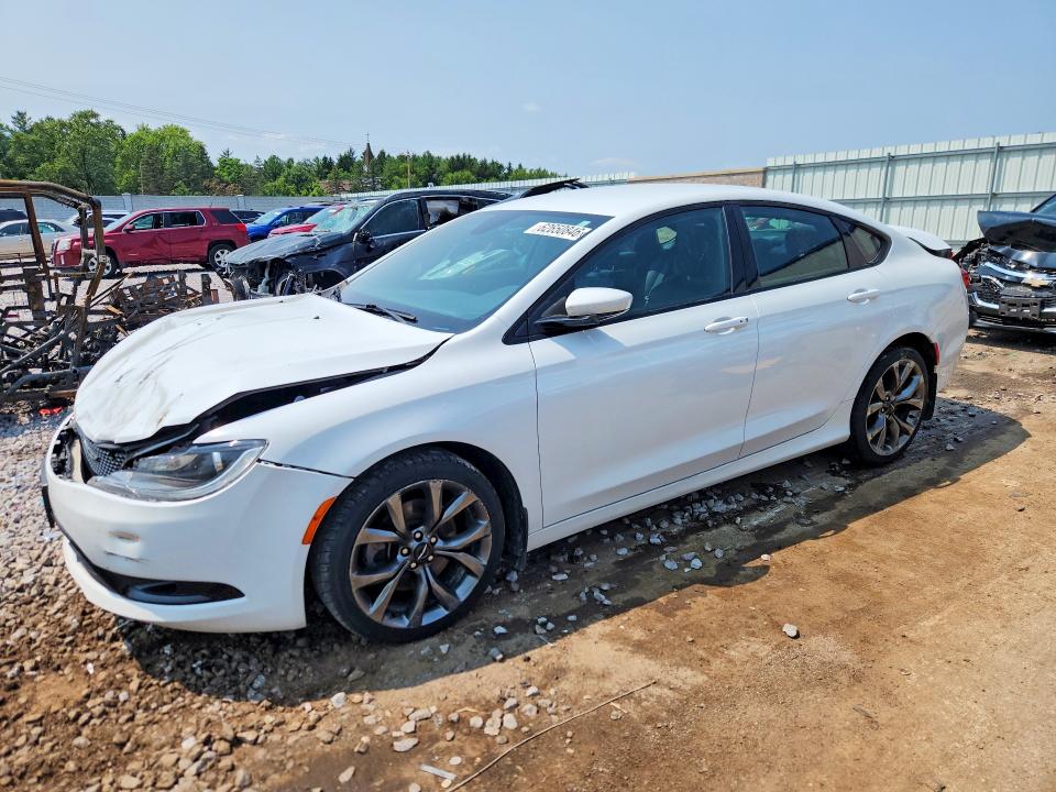 CHRYSLER 200 2015 with VIN 1C3CCCBG5FN678260 - Photo from auction