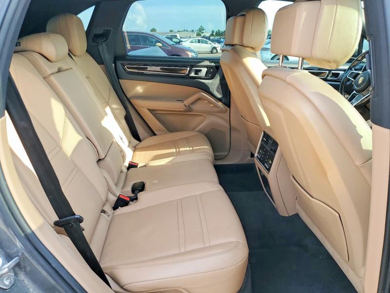 Photo 11 from auction – 2019 PORSCHE CAYENNE with VIN WP1AB2AY0KDA62412