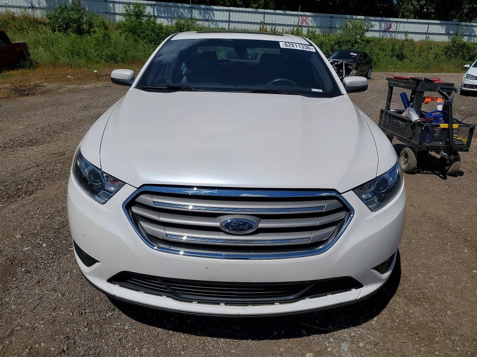 Photo 5 from auction – 2017 FORD TAURUS with VIN 1FAHP2E98HG135060