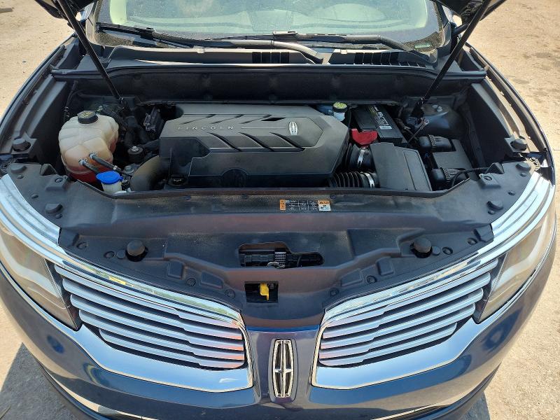 Photo 12 from auction – 2018 LINCOLN MKX with VIN 2LMPJ6LP9JBL40299