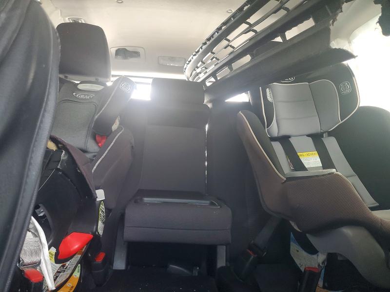 Photo 10 from auction – 2021 TOYOTA HIGHLANDER with VIN 5TDZZRAH0MS073037