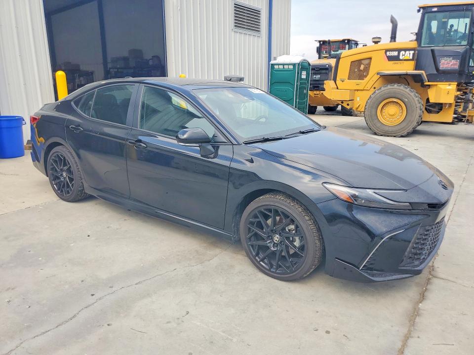 Photo 4 from auction – 2026 TOYOTA CAMRY with VIN 4T1DAACK7TU690288