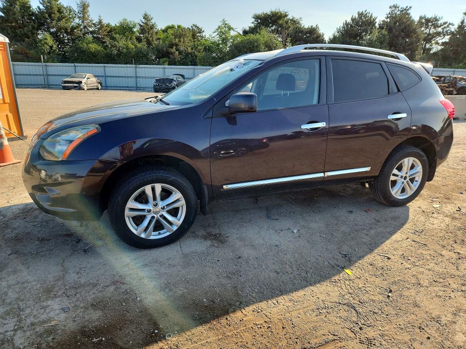 NISSAN ROGUE SELECT 2015 with VIN JN8AS5MV2FW756098 - Photo from auction