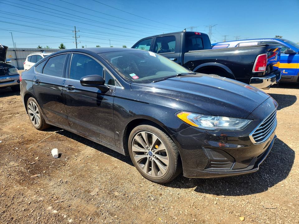Photo 4 from auction – 2020 FORD FUSION with VIN 3FA6P0T96LR236582