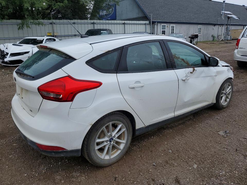 Photo 3 from auction – 2017 FORD FOCUS with VIN 1FADP3K23HL215823