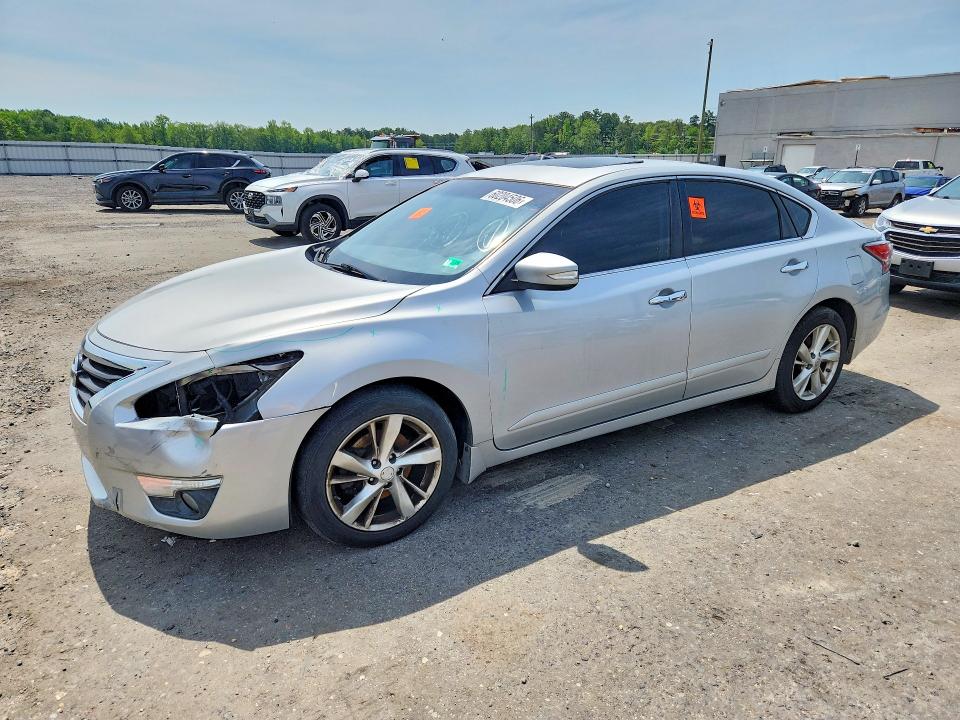 Photo 1 from auction – 2015 NISSAN ALTIMA with VIN 1N4AL3AP3FN342553