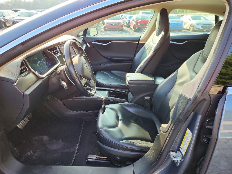 Photo 7 from auction – 2013 TESLA MODEL S with VIN 5YJSA1CP0DFP23682
