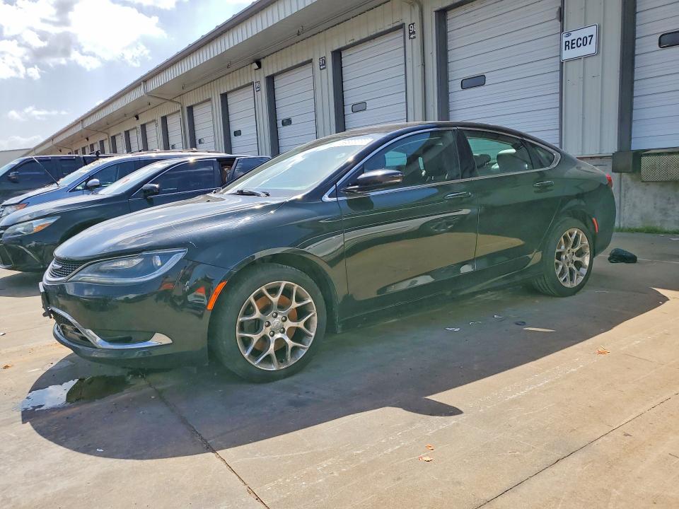 CHRYSLER 200 2015 with VIN 1C3CCCCG2FN733438 - Photo from auction