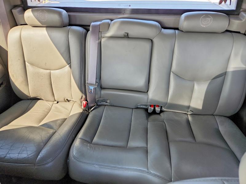 Photo 10 from auction – 2005 CADILLAC ESCALADE with VIN 3GYEK62N15G206470