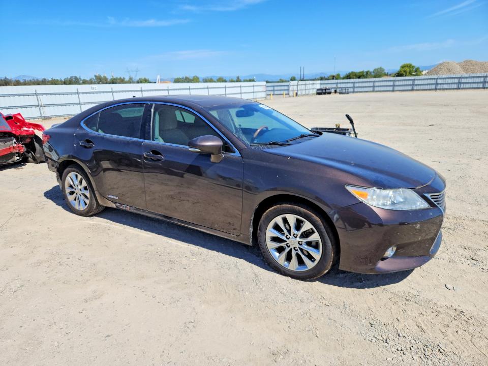 Photo 4 from auction – 2014 LEXUS ES with VIN JTHBW1GG8E2045939