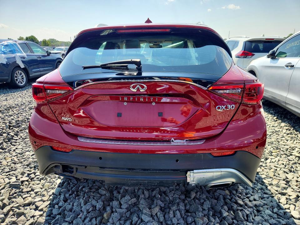 Photo 6 from auction – 2019 INFINITI QX30 with VIN SJKCH5CR2KA011668